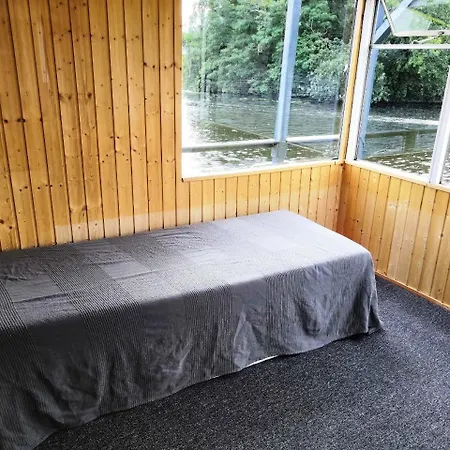 Mitten Im Wasser - Romantische Erholung In Berlin Berlín